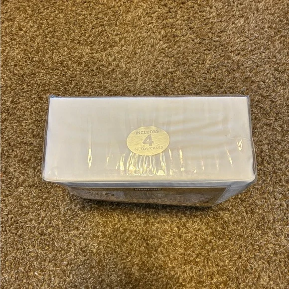 Kirkland Signature Cream King Sheet Set - Picture 2 of 4